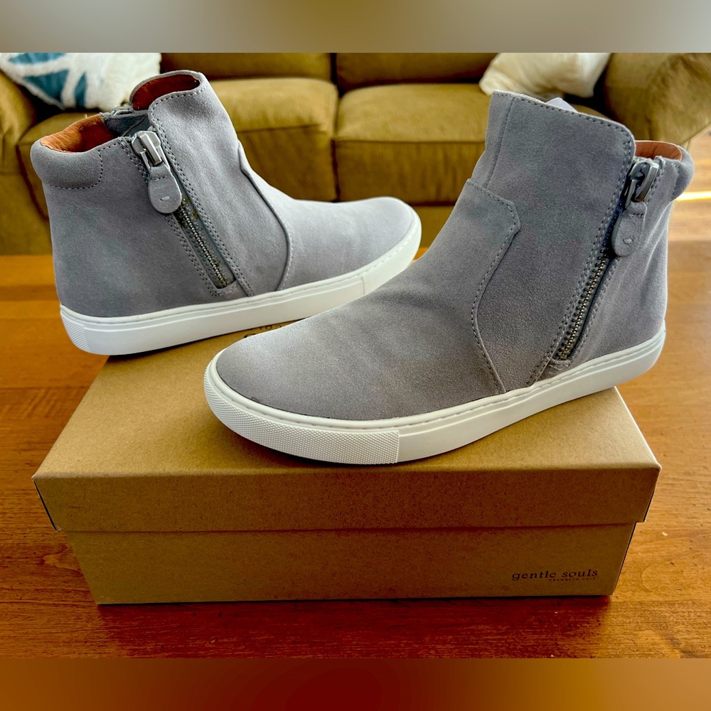 gentle souls by KENNETH COLE, Carter Deconstructed Sneaker boot Size 7